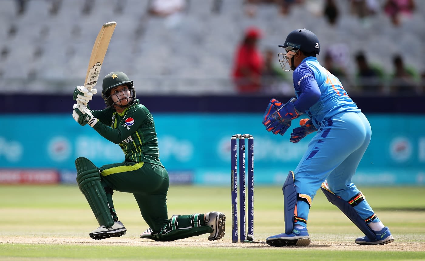 Javeria Khan was enterprising but fell for eight runs