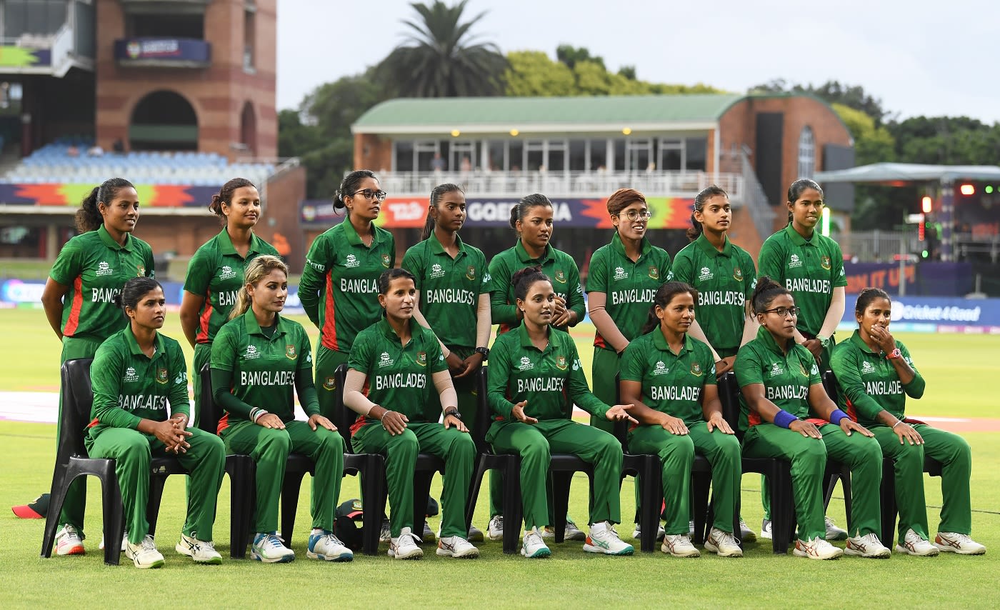 Players pose for a photo ahead of their game against Australia