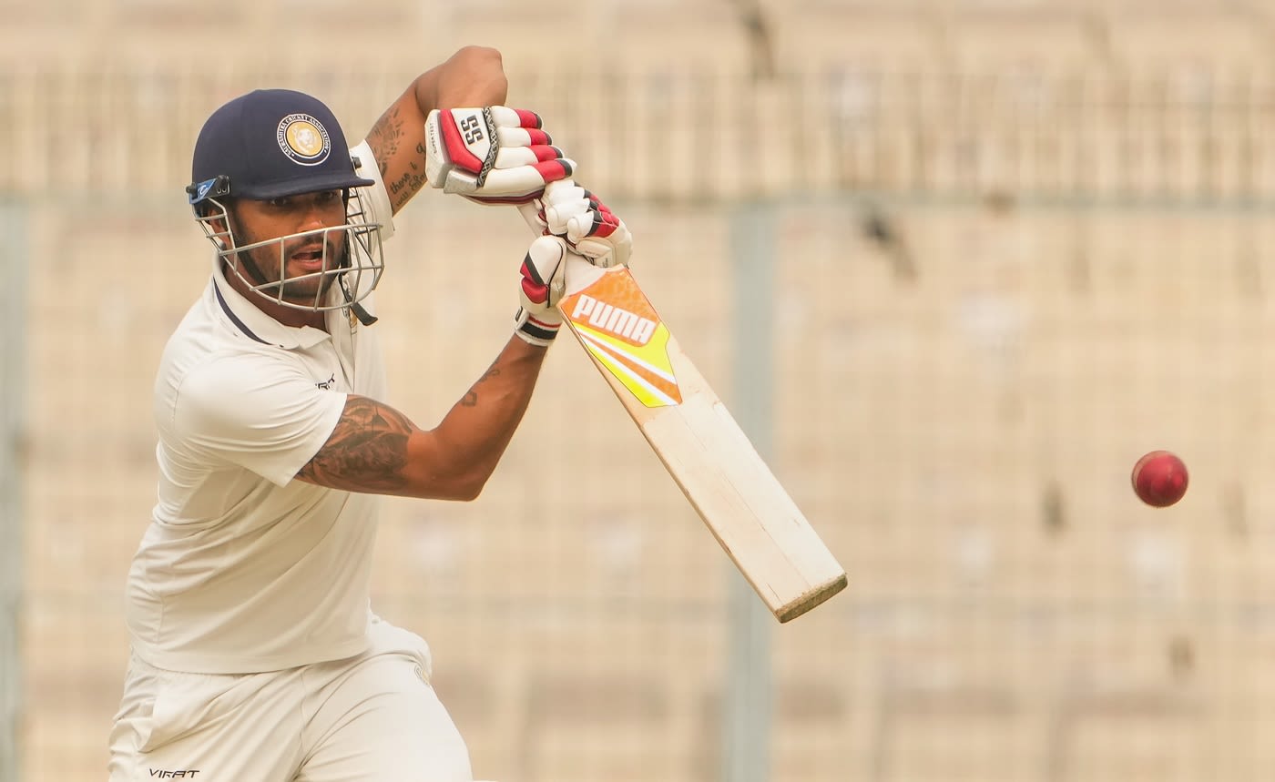 Sheldon Jackson pushes one on the off side