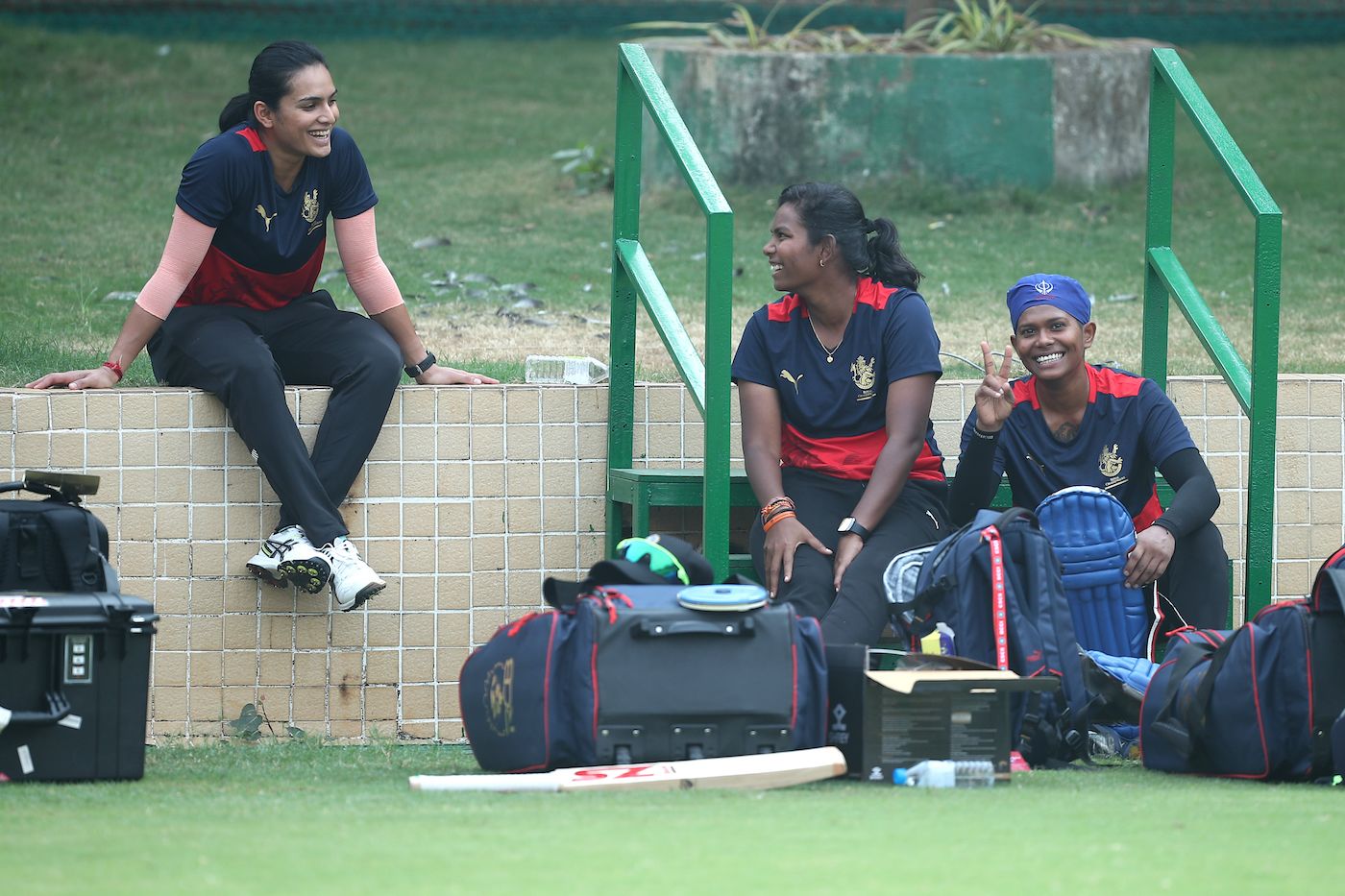 Disha Kasat, Indrani Roy and Komal Zanzad at an RCB training session