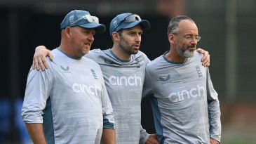 David Saker returns to England's Test set-up as Ashes bowling coach