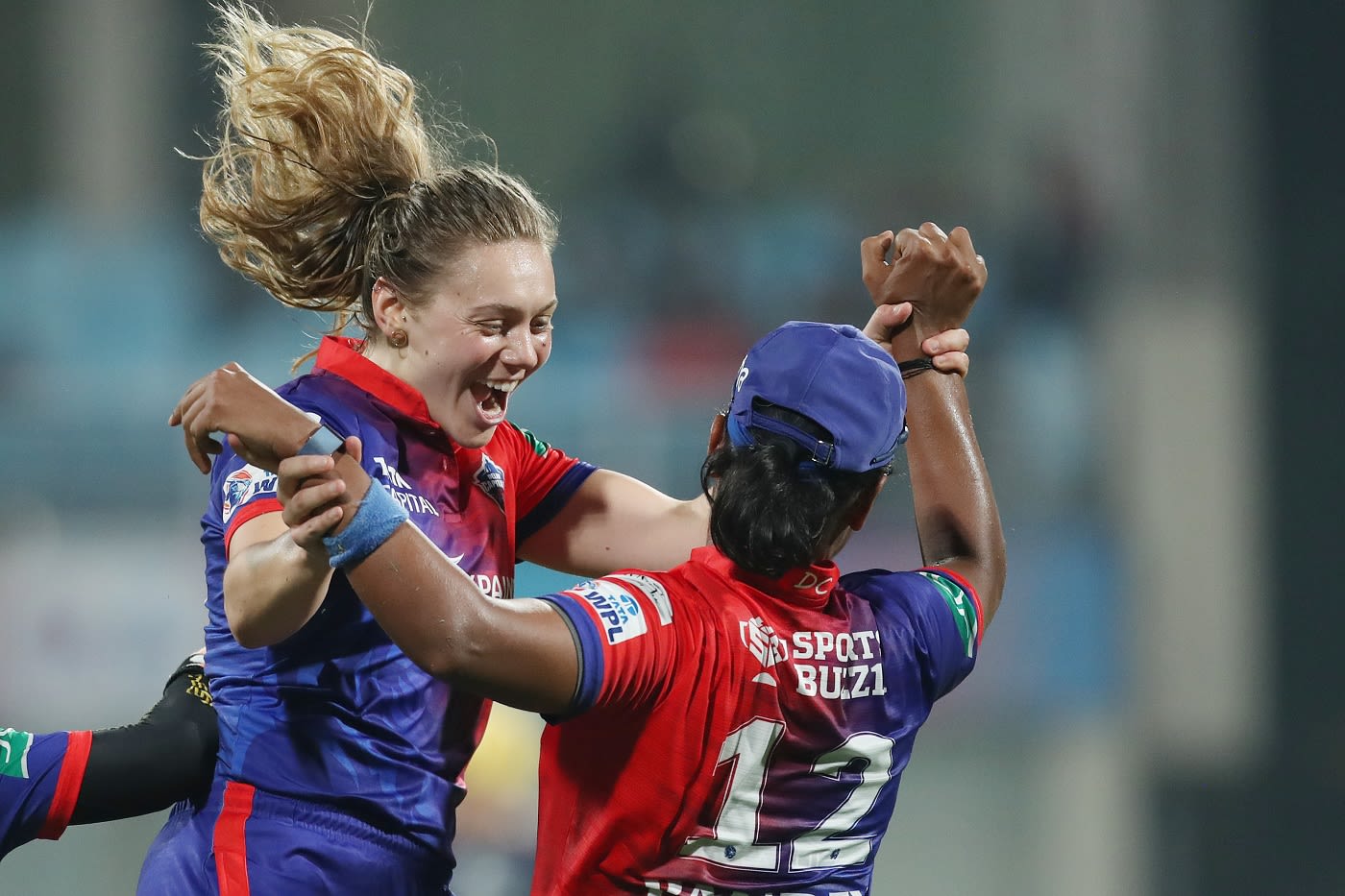 Tara Norris is ecstatic after removing Heather Knight