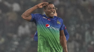 Pollard and Cottrell blow Lahore Qalandars away