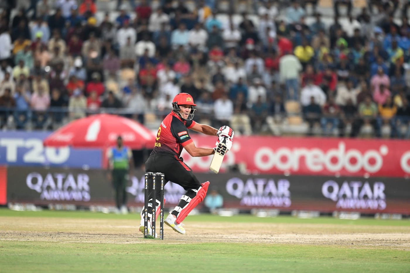 Jacques Kallis of South Africa bats for World Giants
