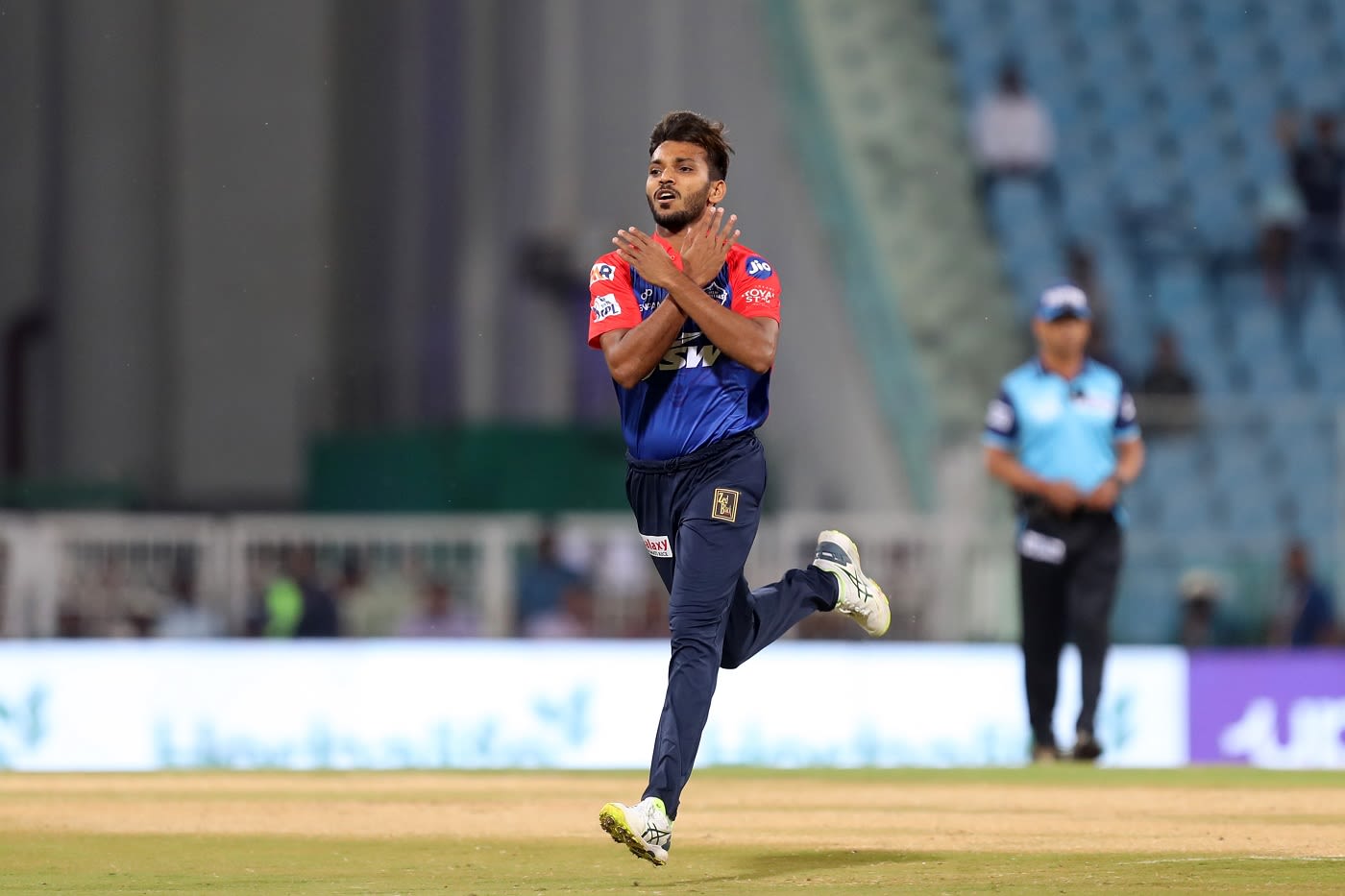 Chetan Sakariya celebrates KL Rahul's wicket