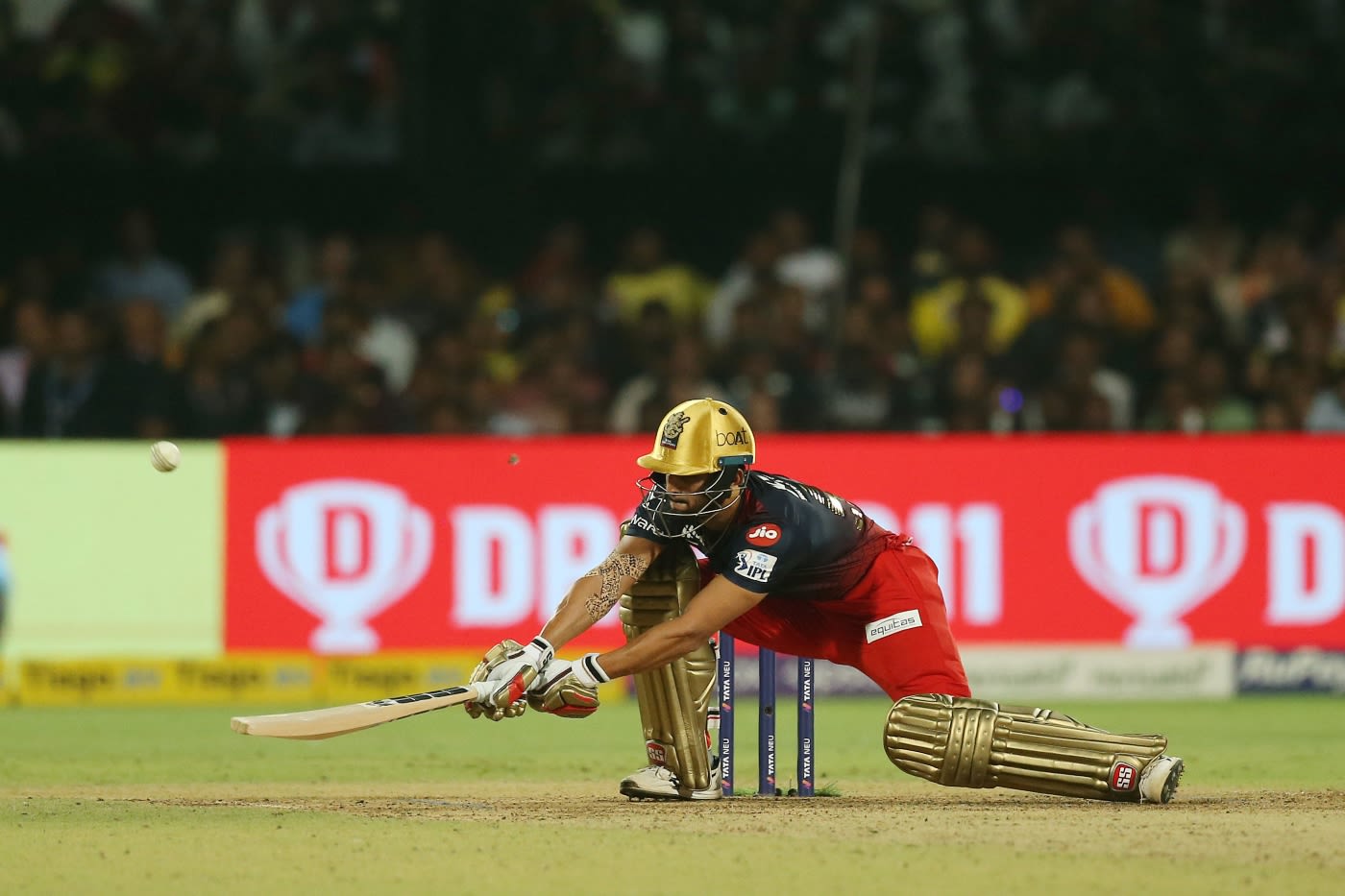 Suyash Prabhudessai hit two sixes including one off a reverse-scoop
