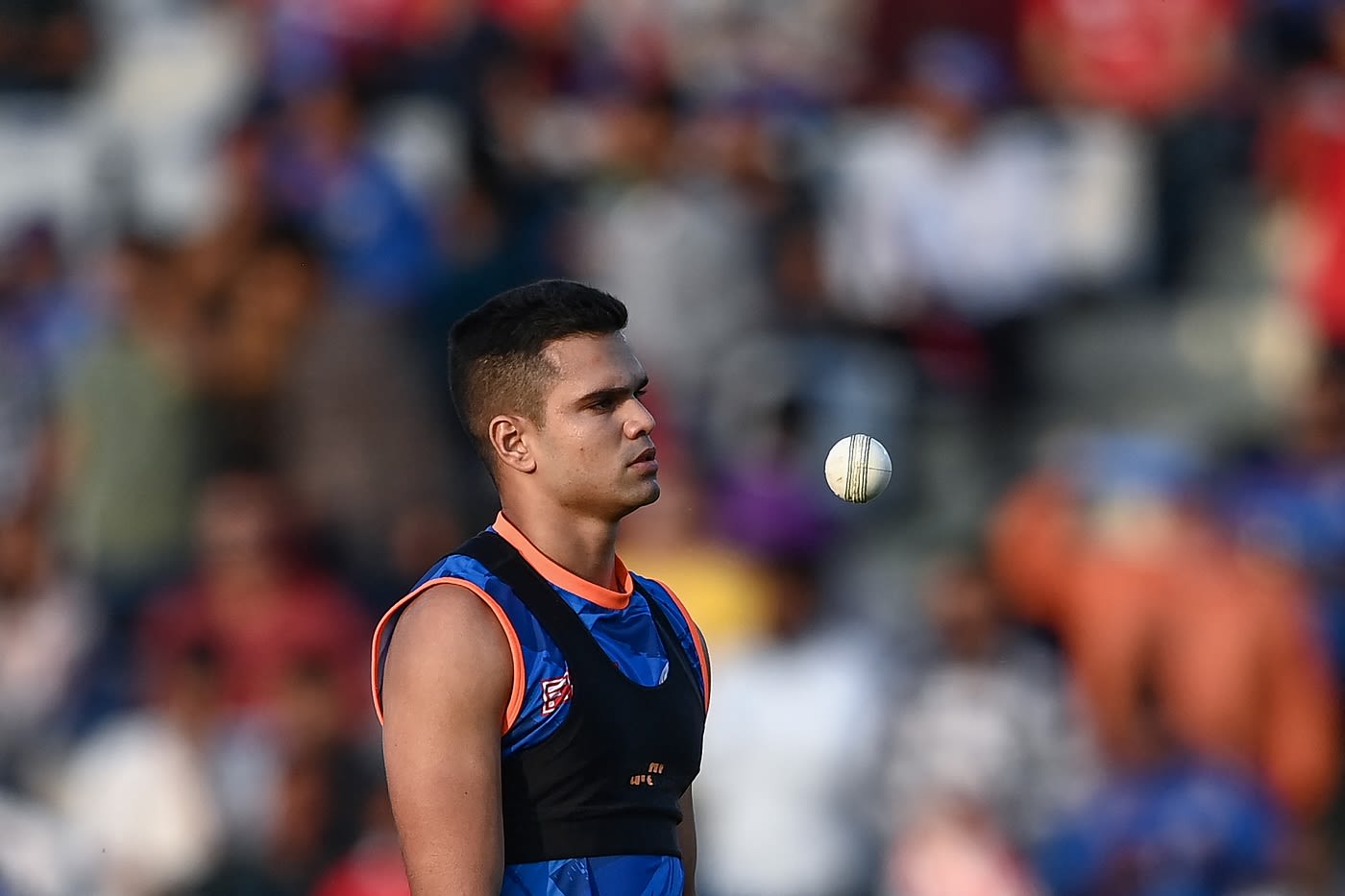 Arjun Tendulkar warms up