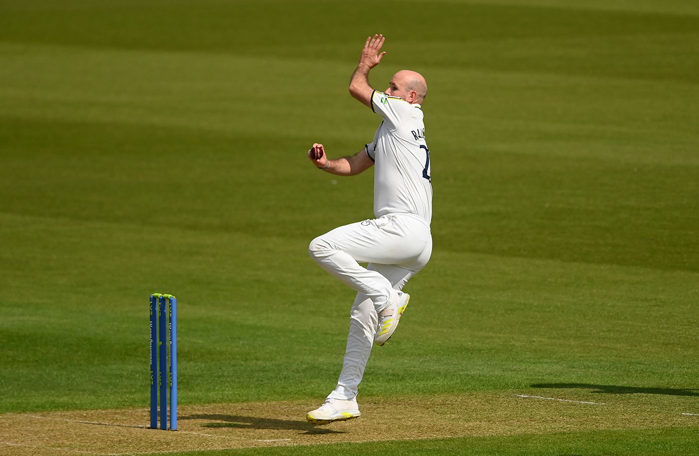 Chris Rushworth gets into his delivery stride