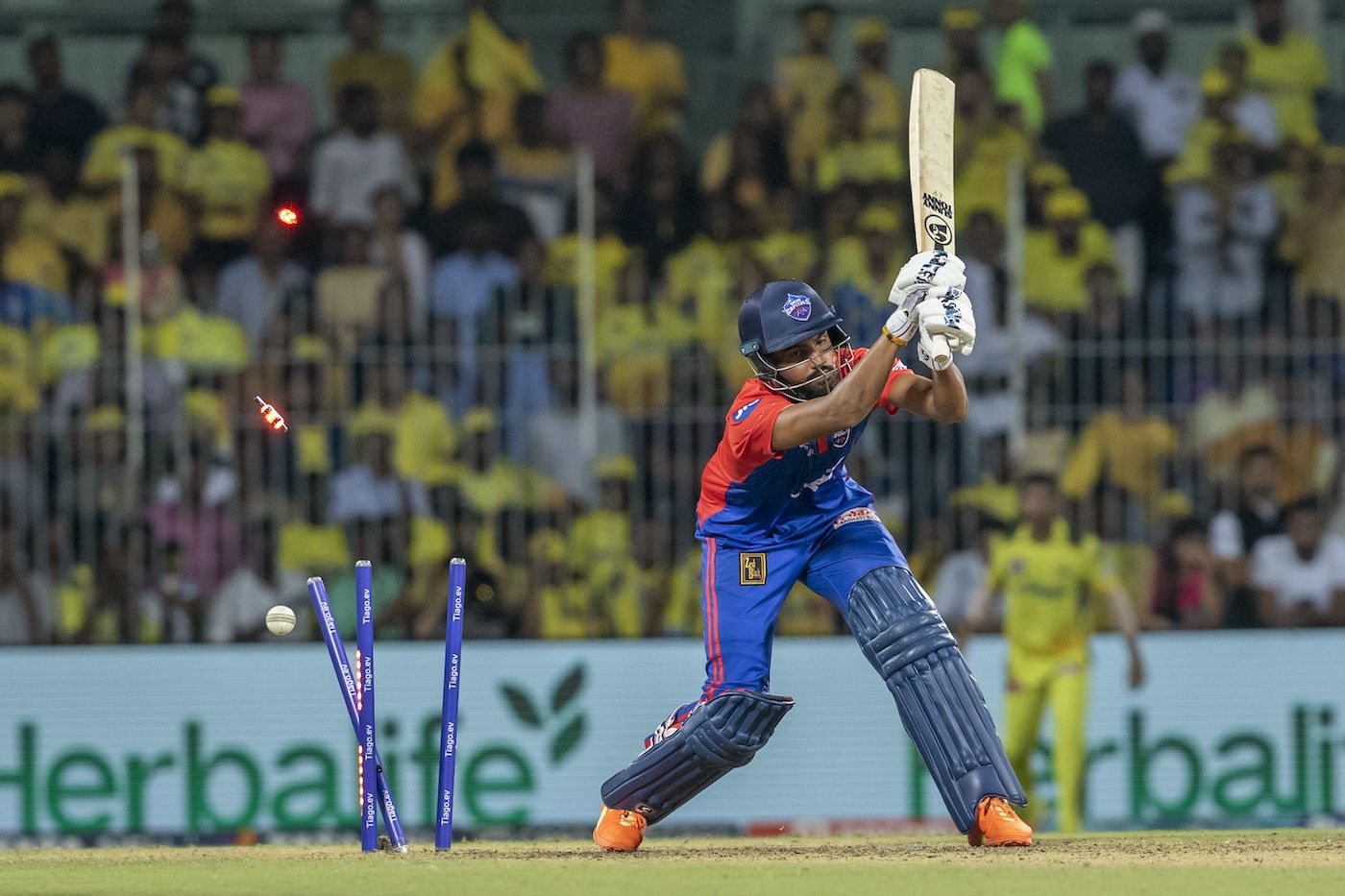 Lalit Yadav loses his stumps to Matheesha Pathirana