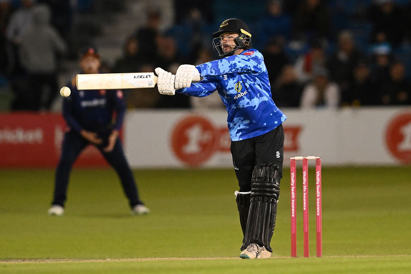 Oli Carter hits out 