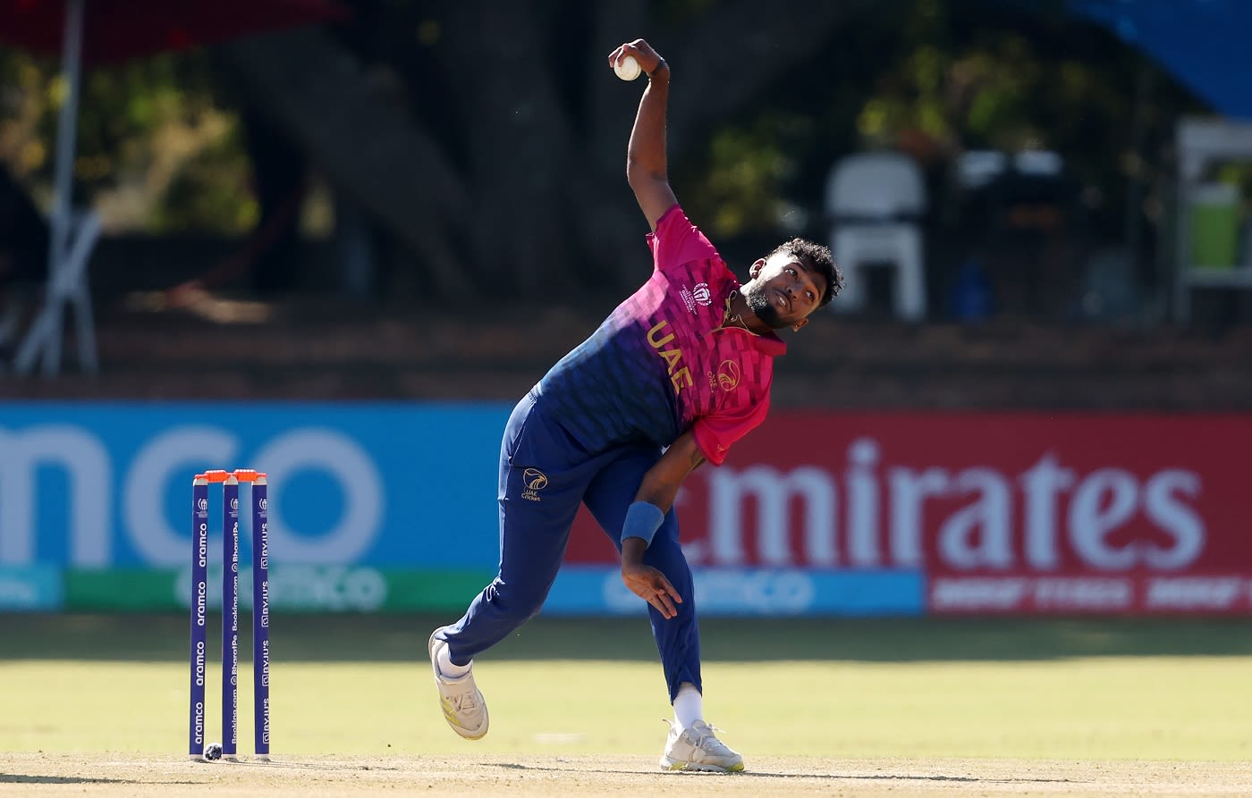 Karthik Meiyappan was expensive in his first spell