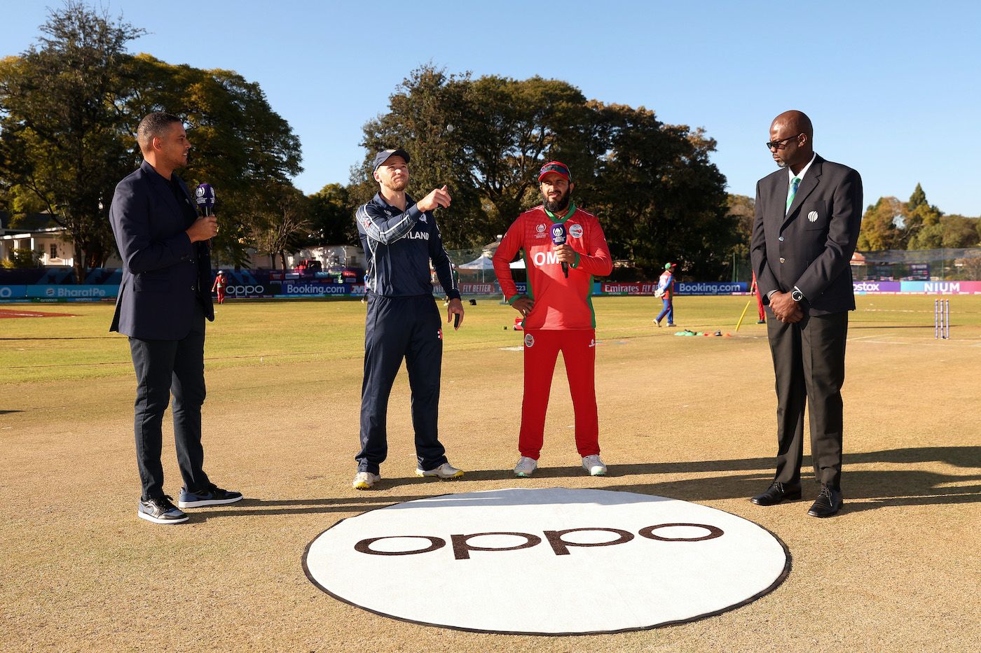 Captains Richie Berrington and Zeeshan Maqsood at the toss