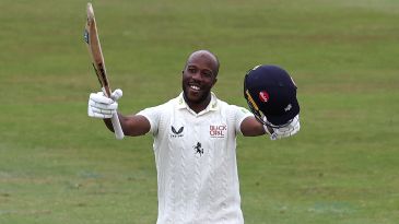 Bell-Drummond triple-ton sets Kent up for victory push