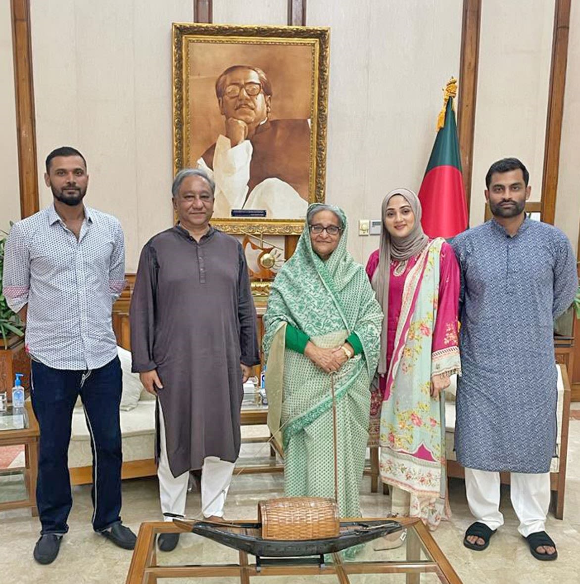 Tamim Iqbal and his wife met Prime Minister Sheikh Hasina along with former Bangladesh captain Mashrafe Mortaza and BCB president Nazmul Hassan