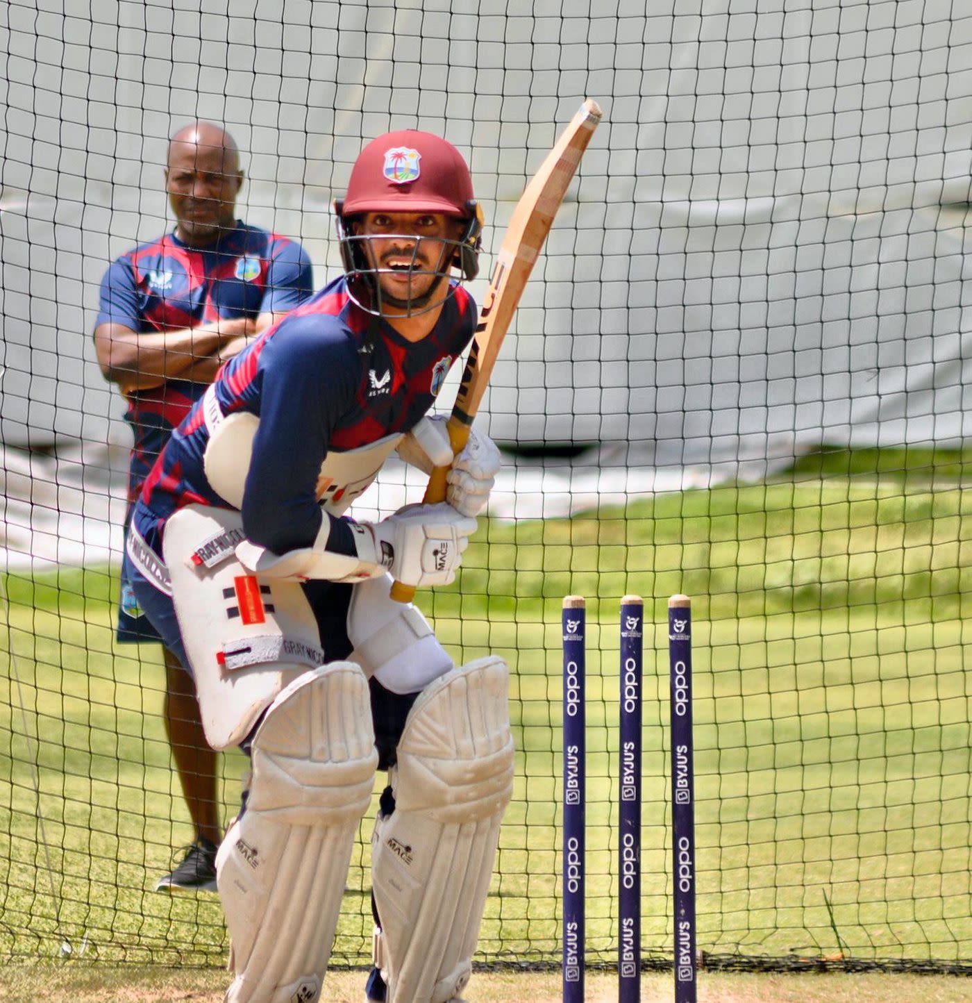 Brian Lara watches Tagenarine Chanderpaul bat in the nets