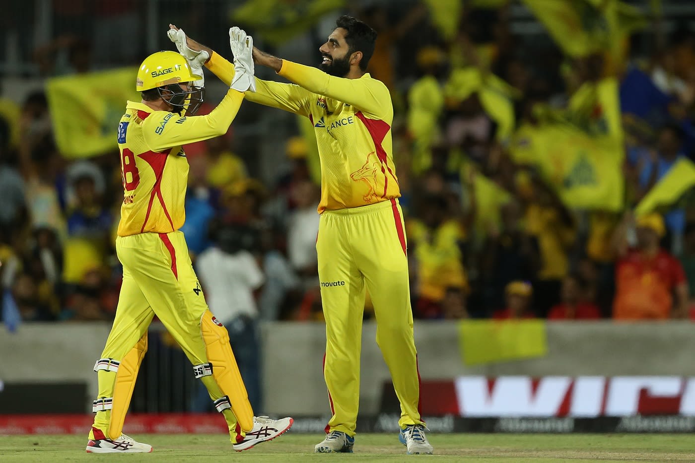 Mohammad Mohsin broke the game open in the middle overs with two back-to-back wickets