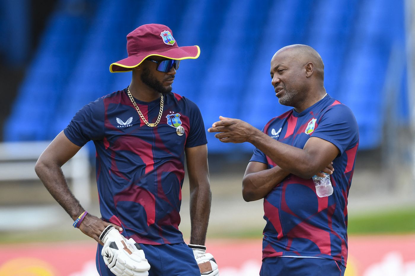 Captain Kraigg Brathwaite has a chat with Brian Lara