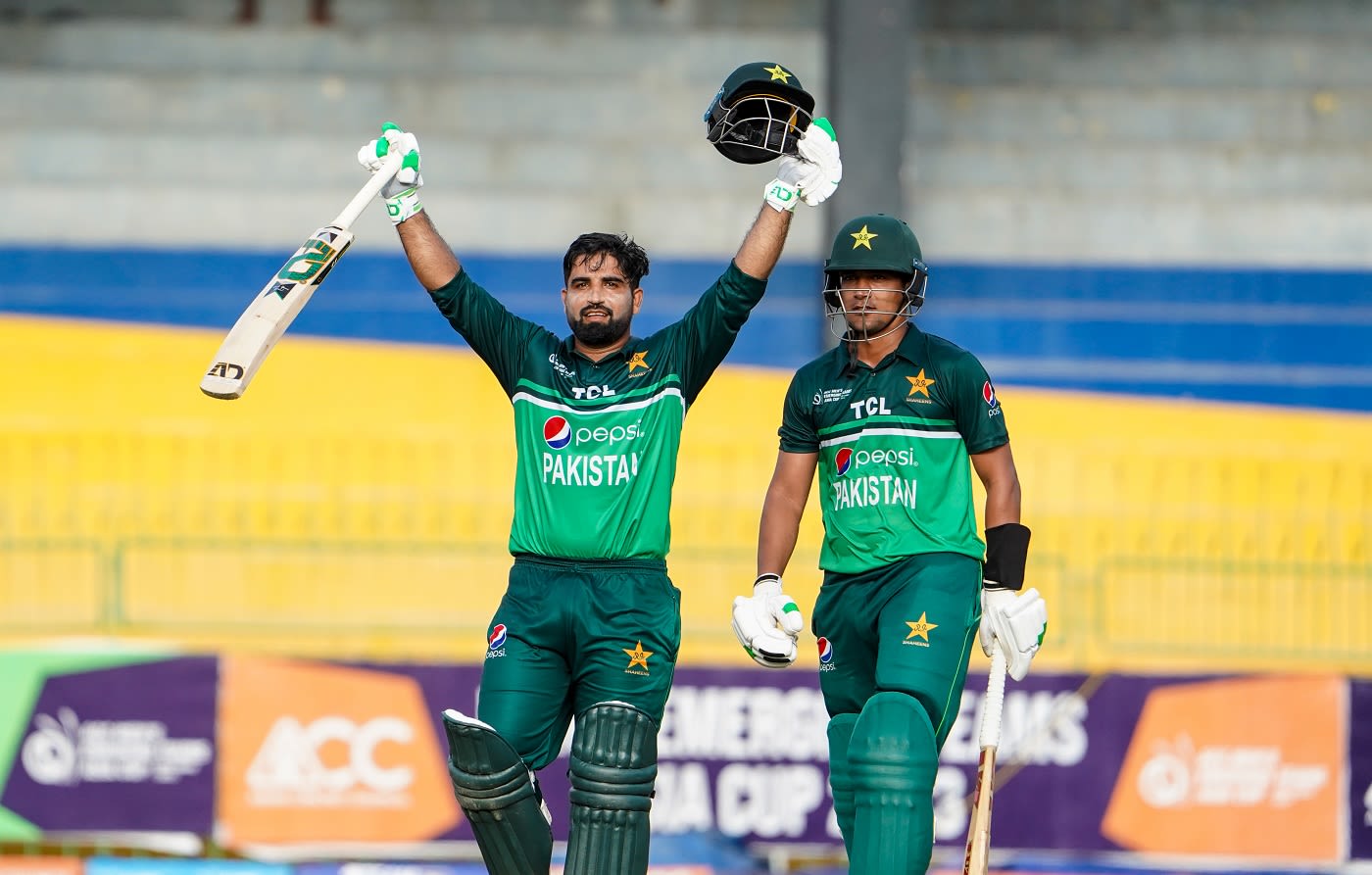 Tayyab Tahir took just 66 deliveries to get to his century