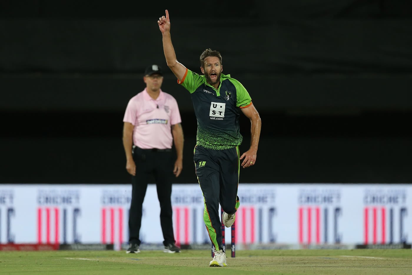 Andrew Tye celebrates a wicket