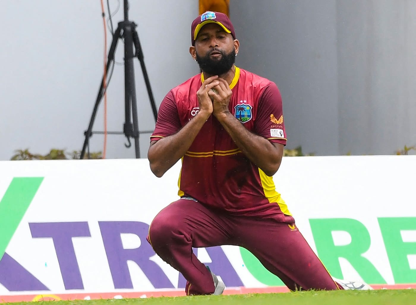 Yannic Cariah takes the catch to dismiss Ravindra Jadeja