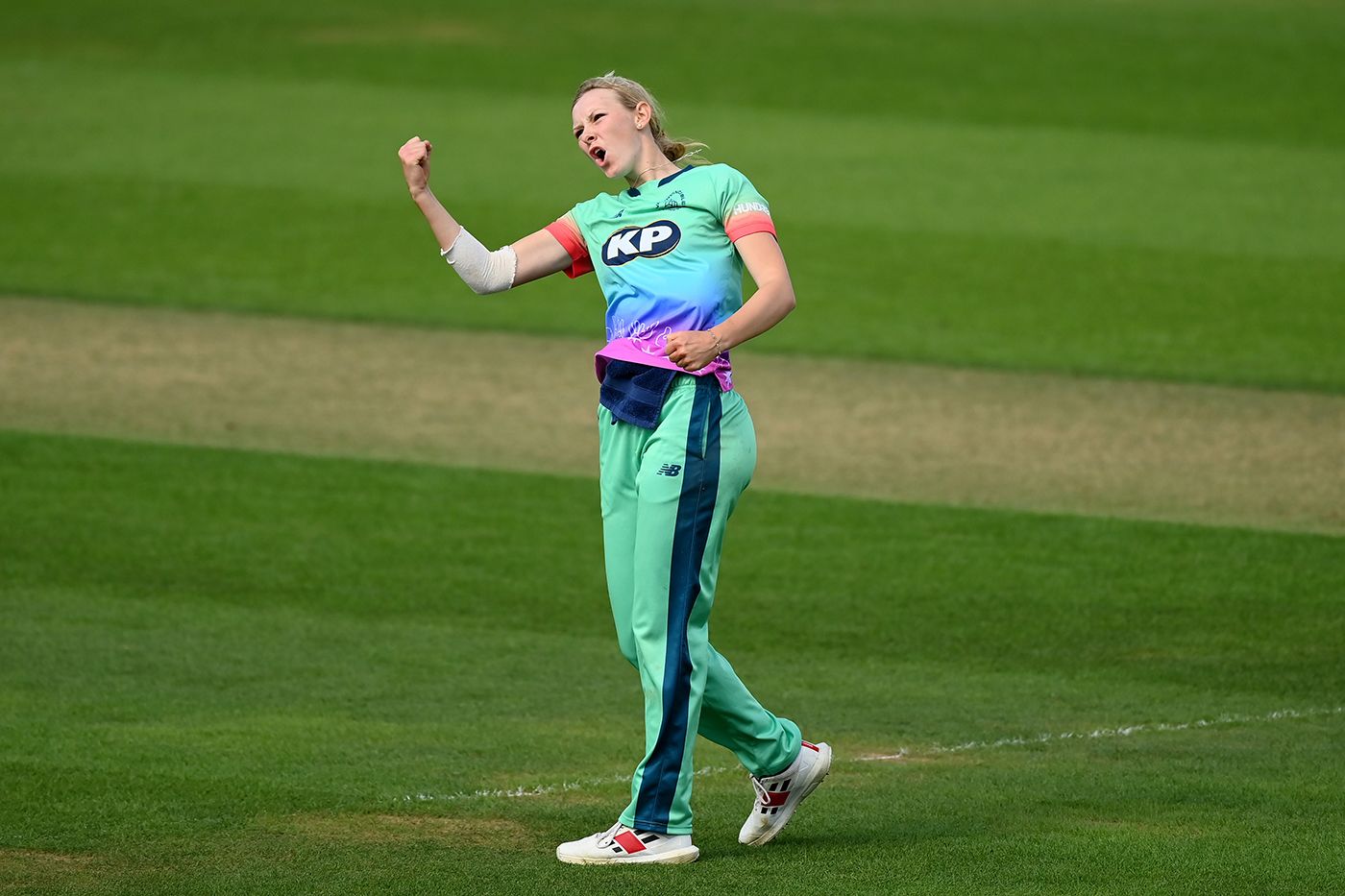 Sophia Smale picked up two cheap wickets