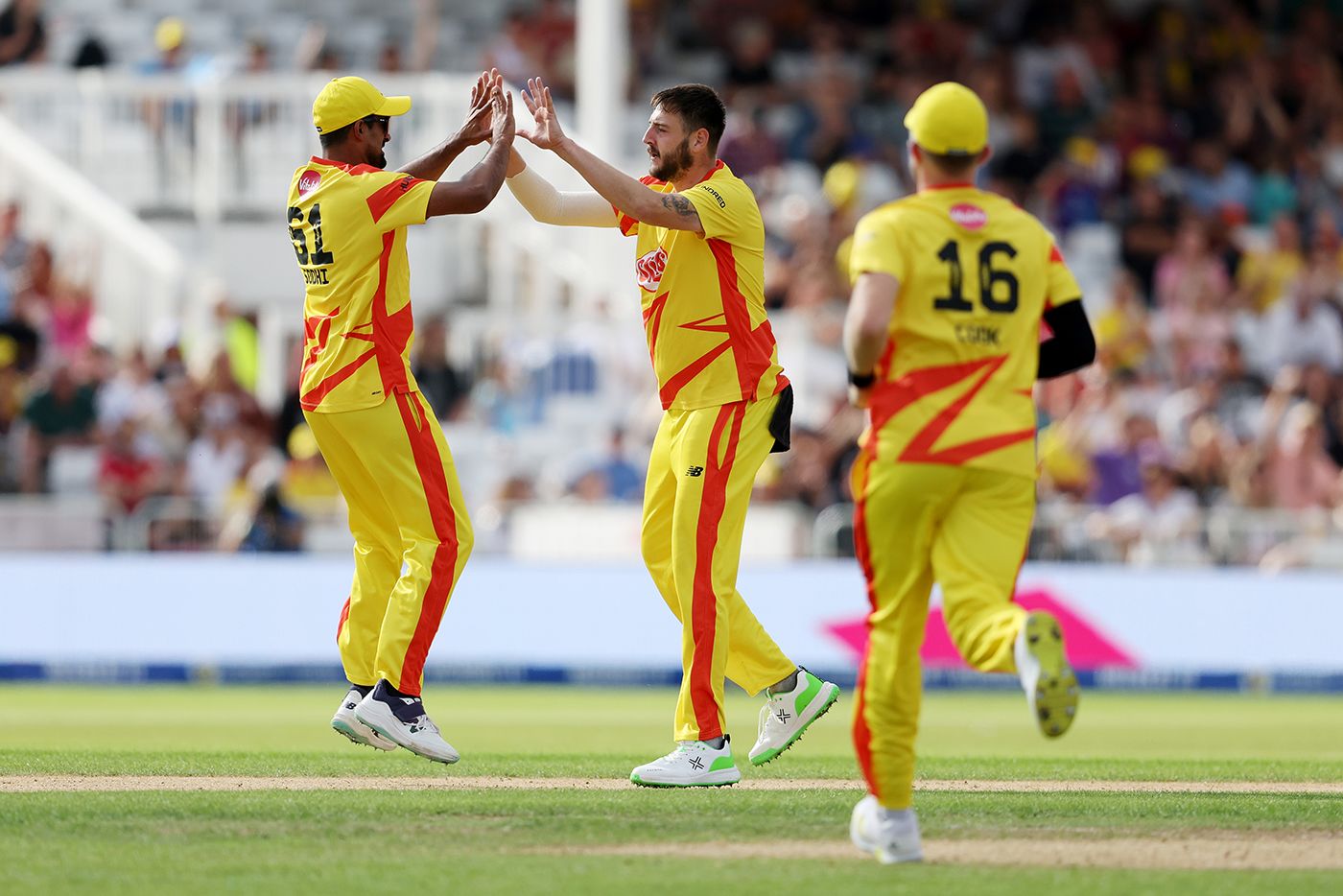 Matt Carter and Ish Sodhi squeezed Birmingham Phoenix