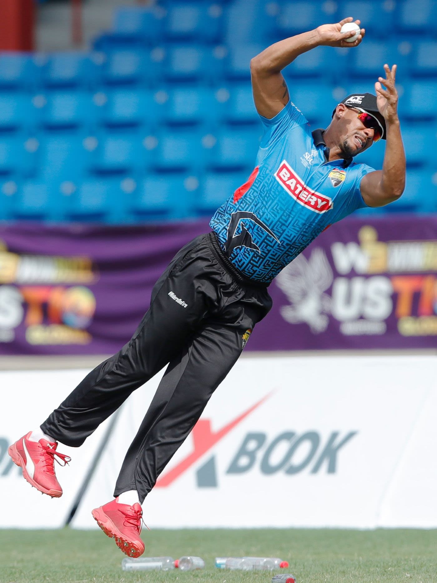 Lendl Simmons sent back Bipul Sharma with an athletic effort