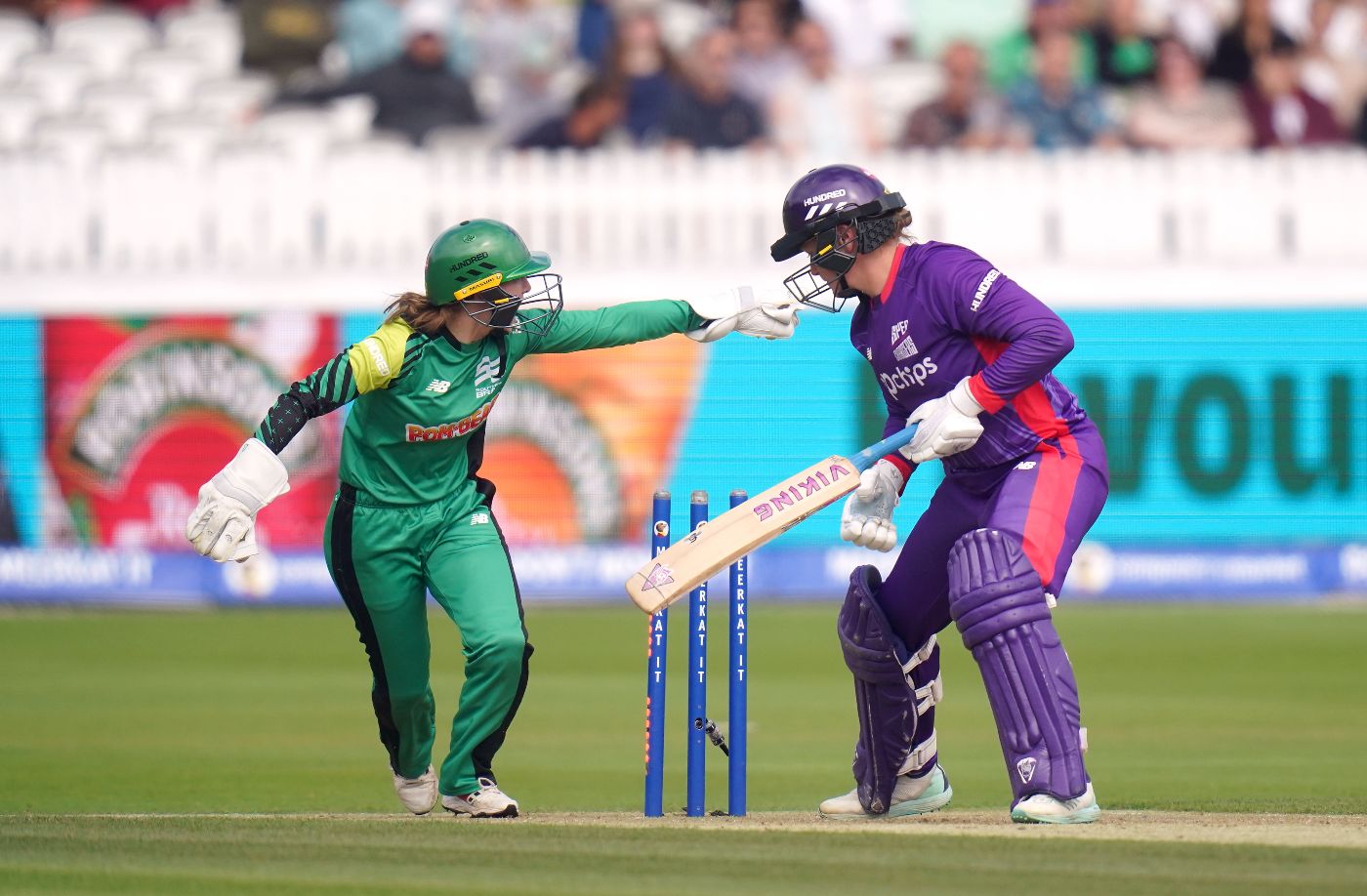 Rhianna Southby stumps Northern Superchargers' Hollie Armitage