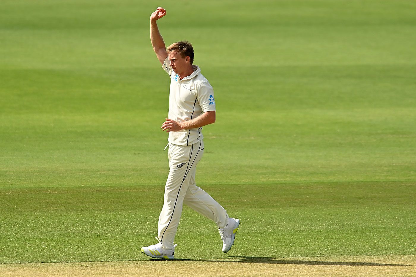 Scott Kuggeleijn claimed a five-wicket haul