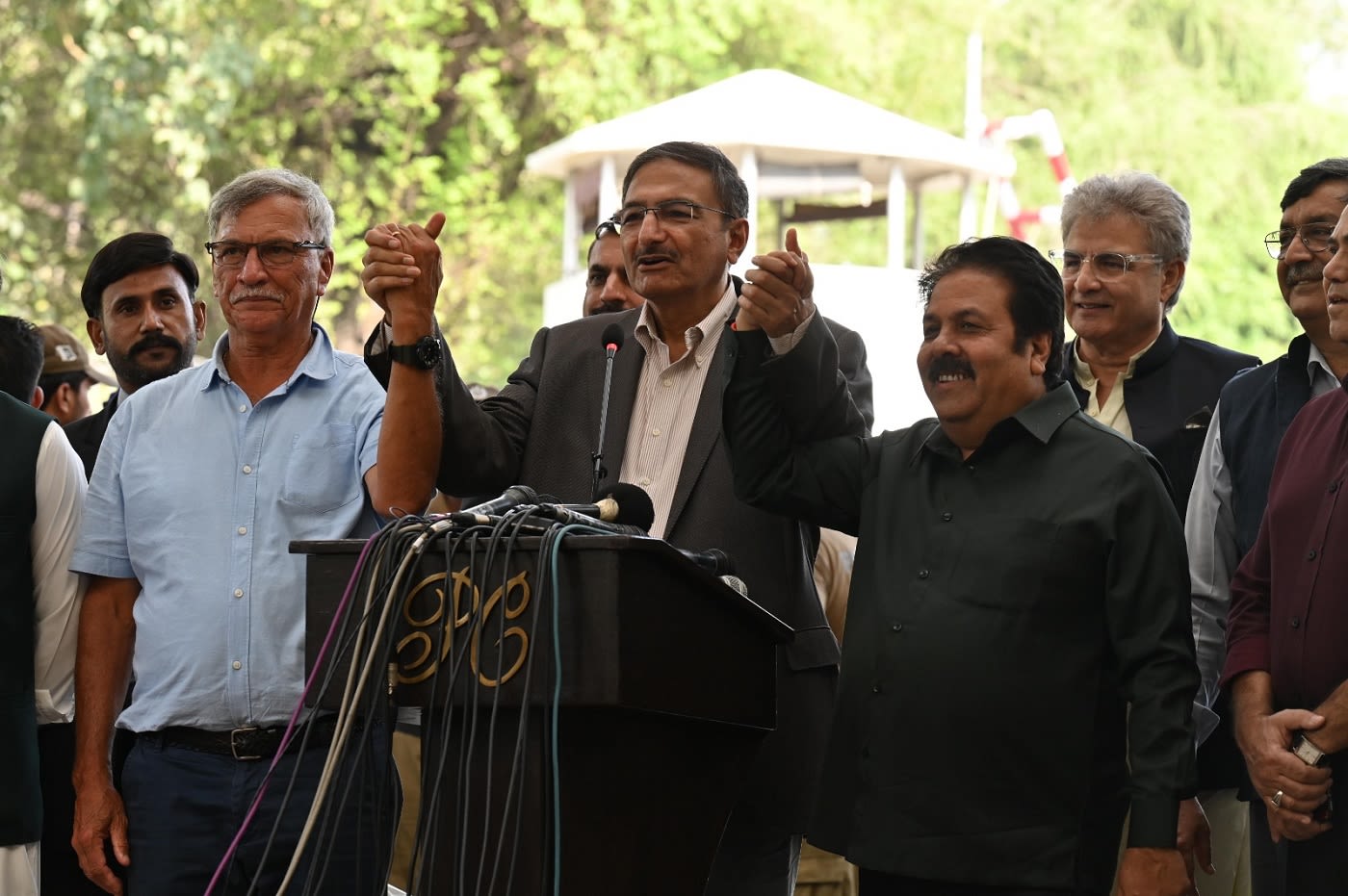 PCB chairman Zaka Ashraf with BCCI president Roger Binny and vice president Rajeev Shukla in Lahore