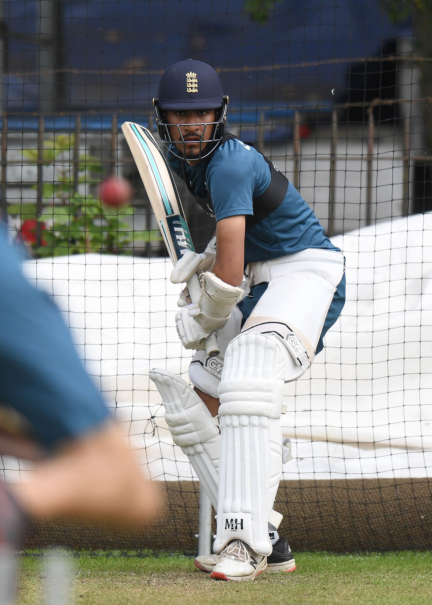 Hamza Shaikh bats in the nets