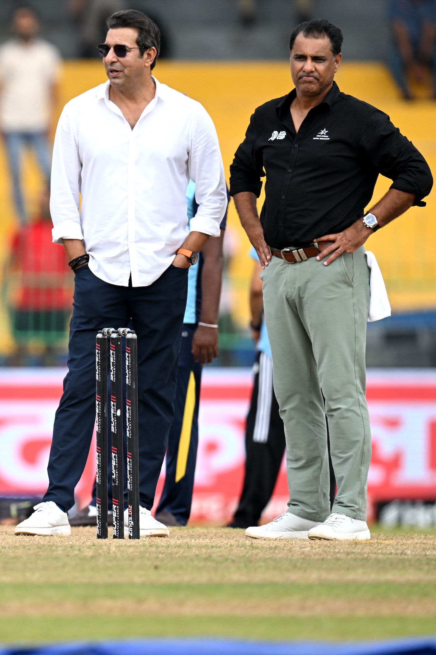 Wasim Akram and Waqar Younis have a snazzy reunion