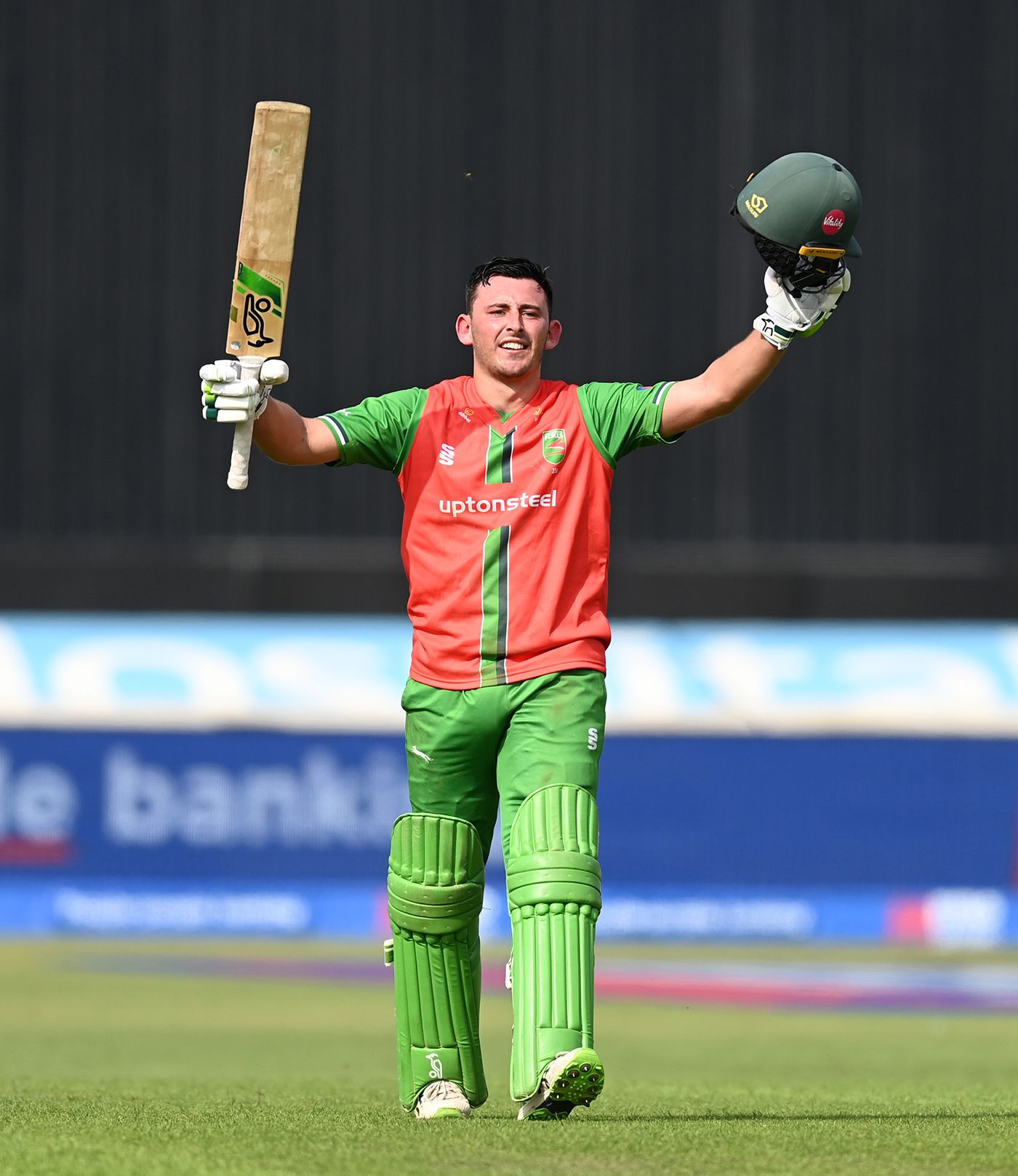 Harry Swindells scored his maiden List A hundred