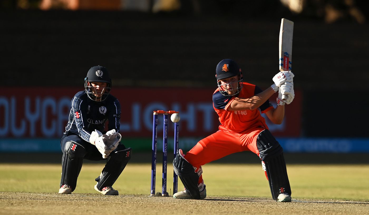 Bas de Leede made 123 off 92 balls