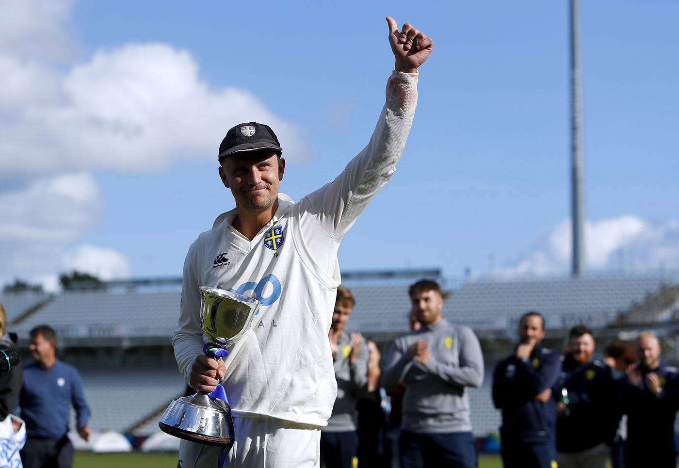 Scott Borthwick with the Division Two trophy