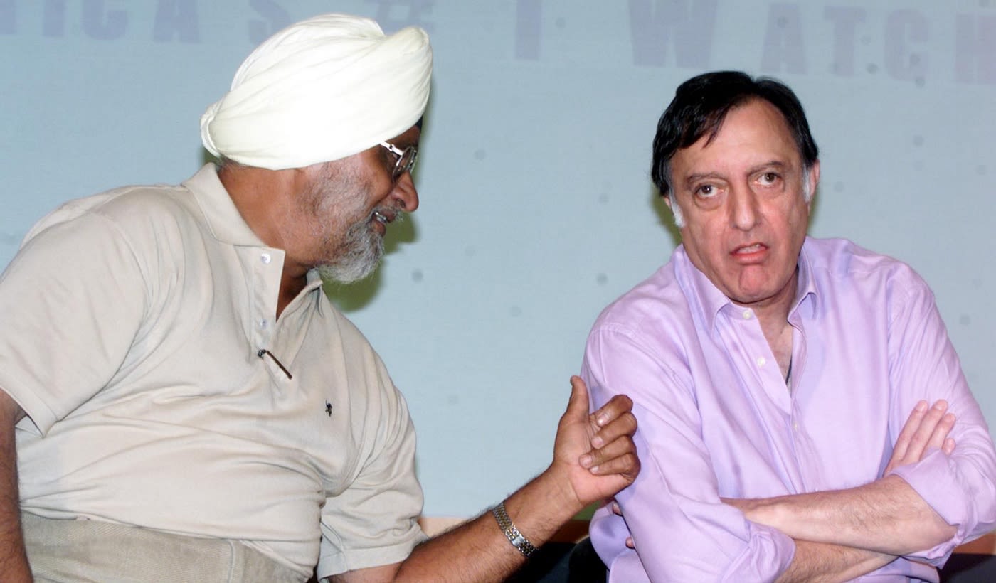 Bishan Singh Bedi and Mansoor Ali Khan Pataudi have a chat