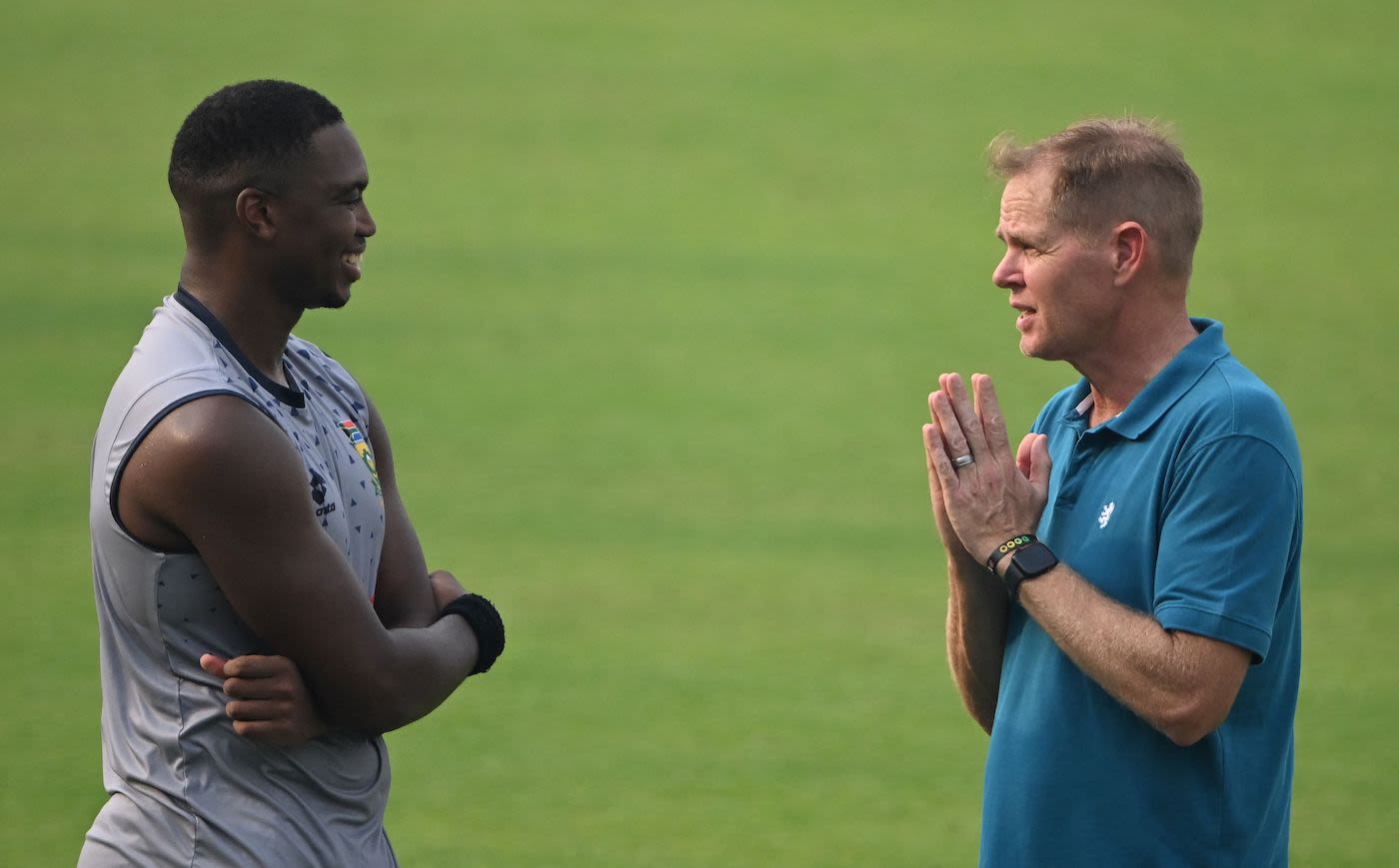Lungi Ngidi speaks to Shaun Pollock on the eve of South Africa's World Cup match against India in Kolkata