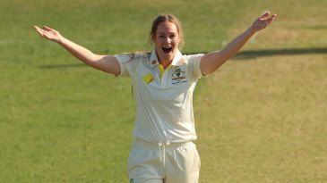 Cheatle to miss rest of season, WPL after skin cancer procedure