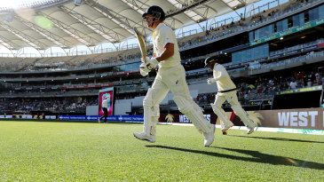 'Traditions have to start somewhere' - Gilchrist hopes for revival of Test cricket in Perth