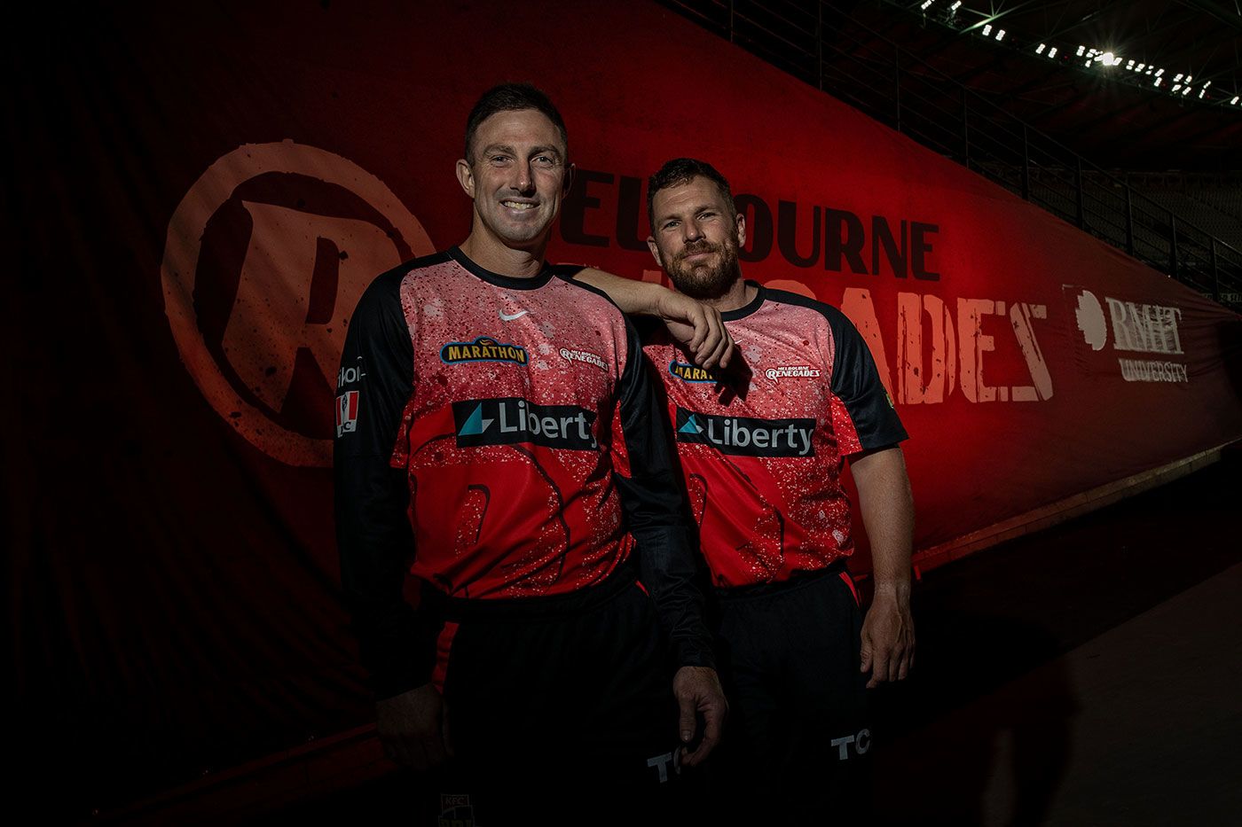 Shaun Marsh and Aaron Finch pose together