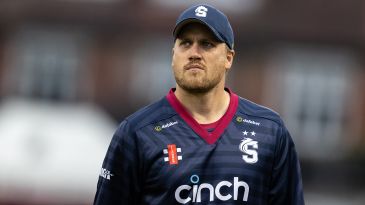 Worcestershire sign Josh Cobb, Yadvinder Singh for 2024