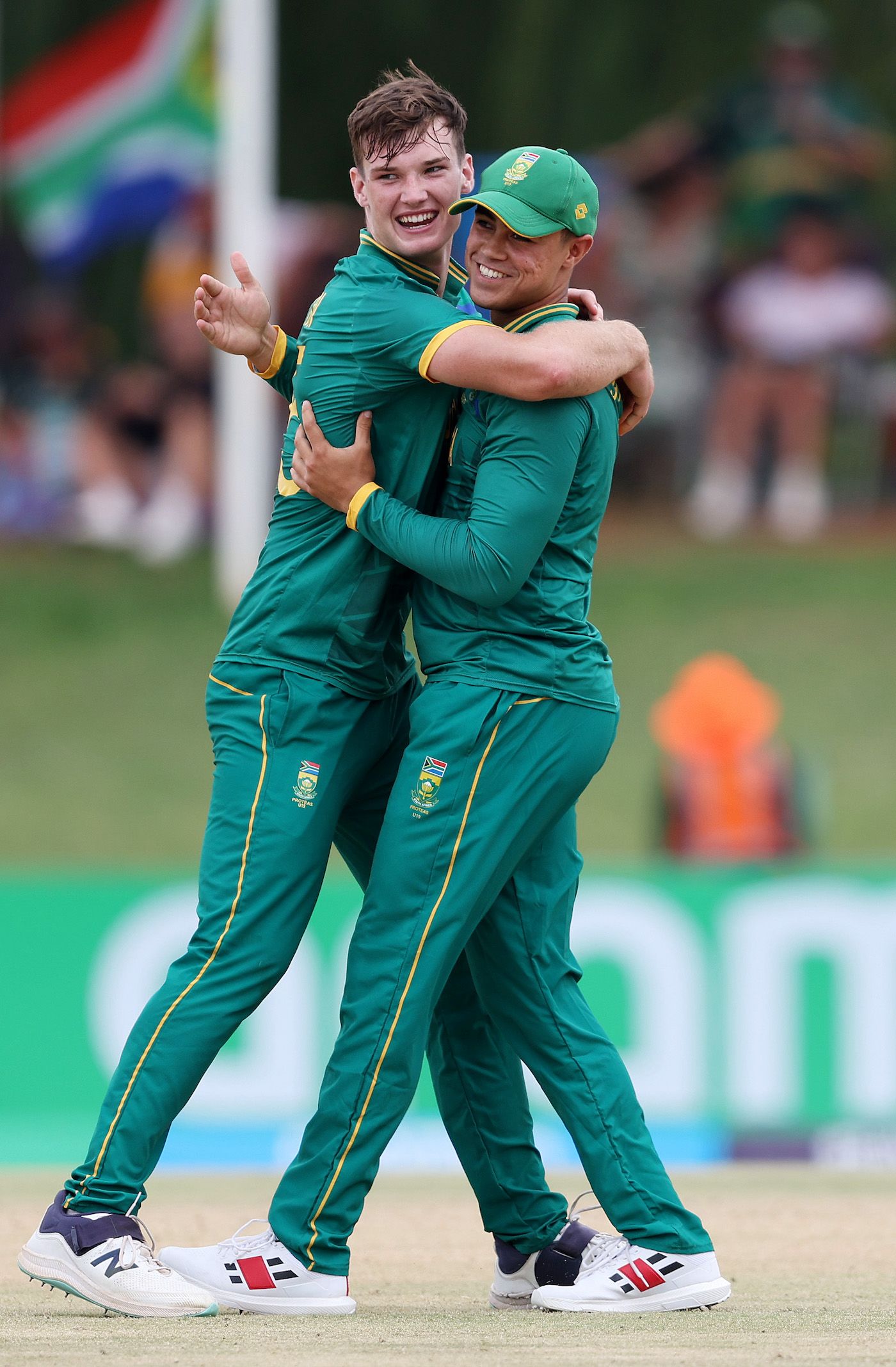 Riley Norton (L) was the pick of the South Africa bowlers