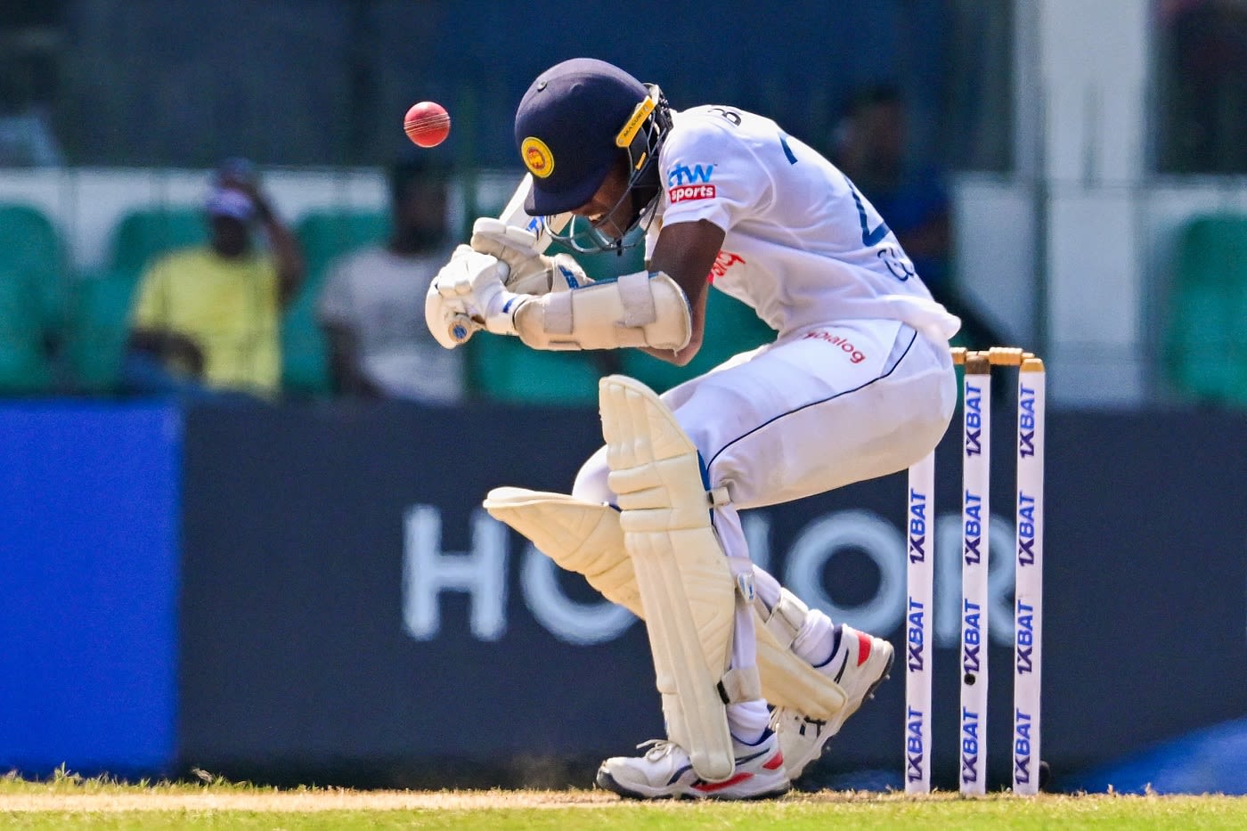 Chamika Gunasekara took a blow to the helmet