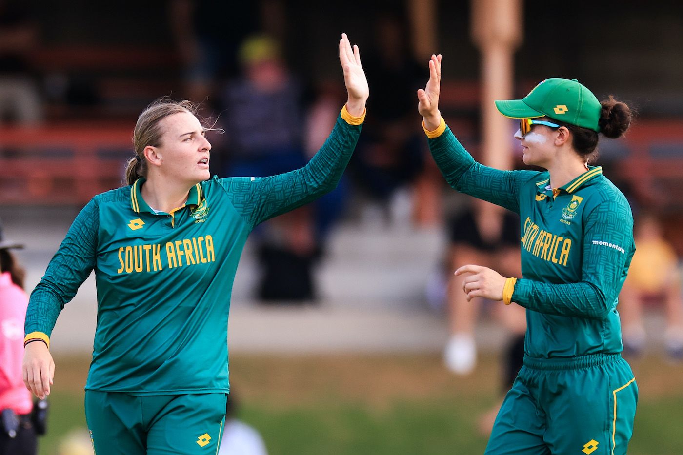 Eliz-mari Marx got the opposition skipper, much to the delight of Laura Wolvaardt