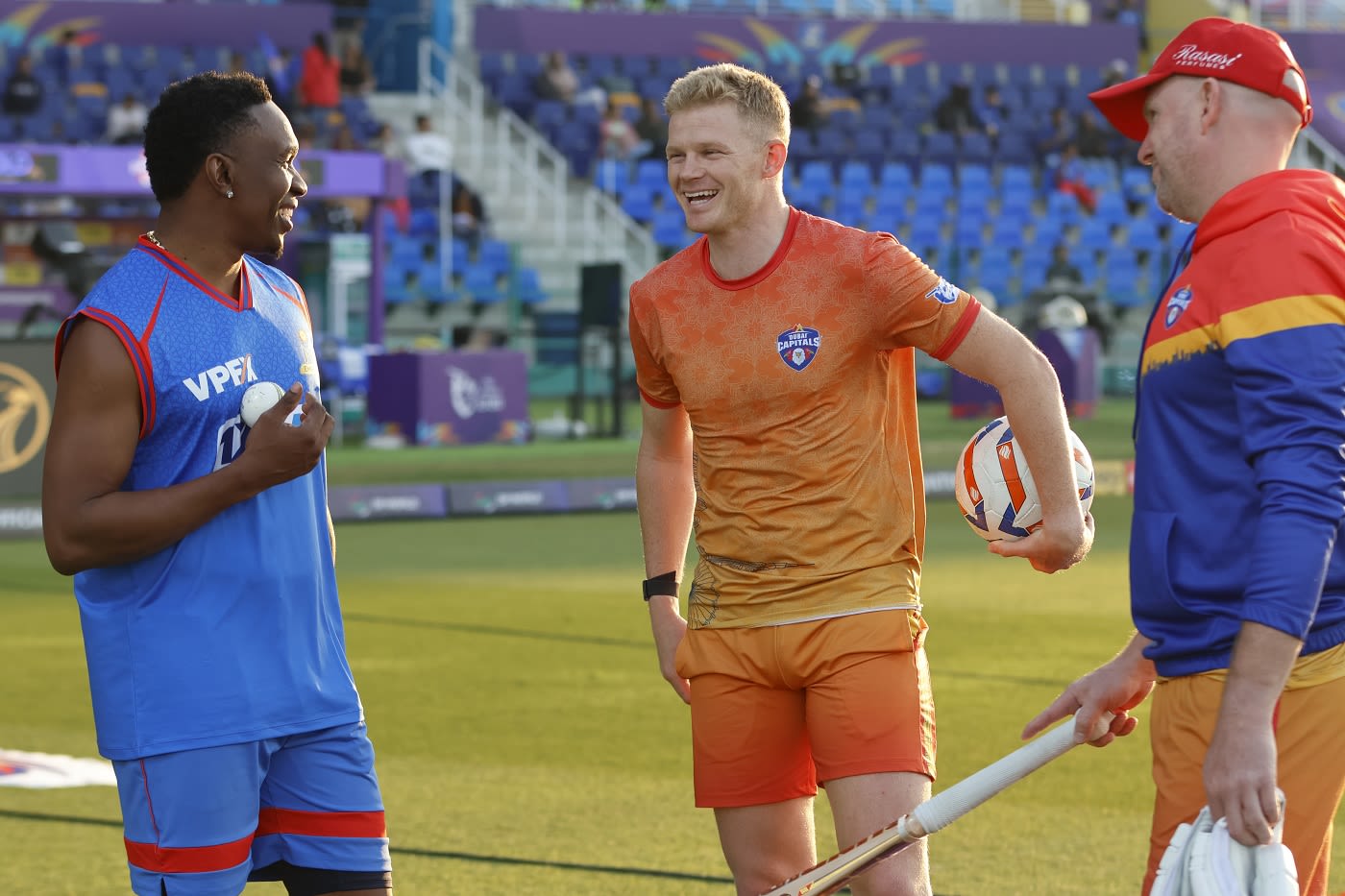 Sam Billings, Dwayne Bravo and Ben Dunk have a chat