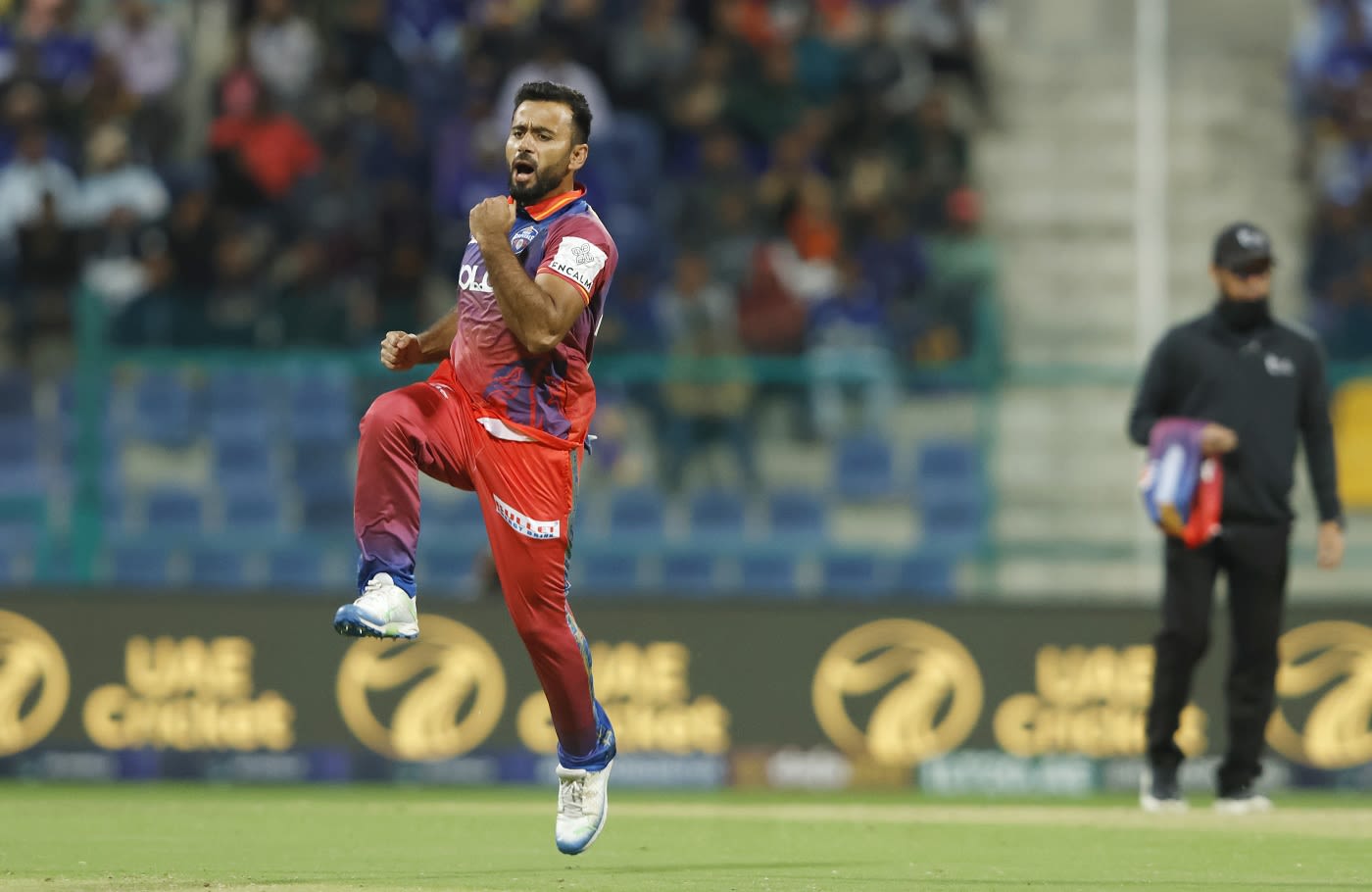 Zahir Khan celebrates a wicket