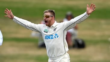 Plunket Shield: Glenn Phillips impresses on return from injury