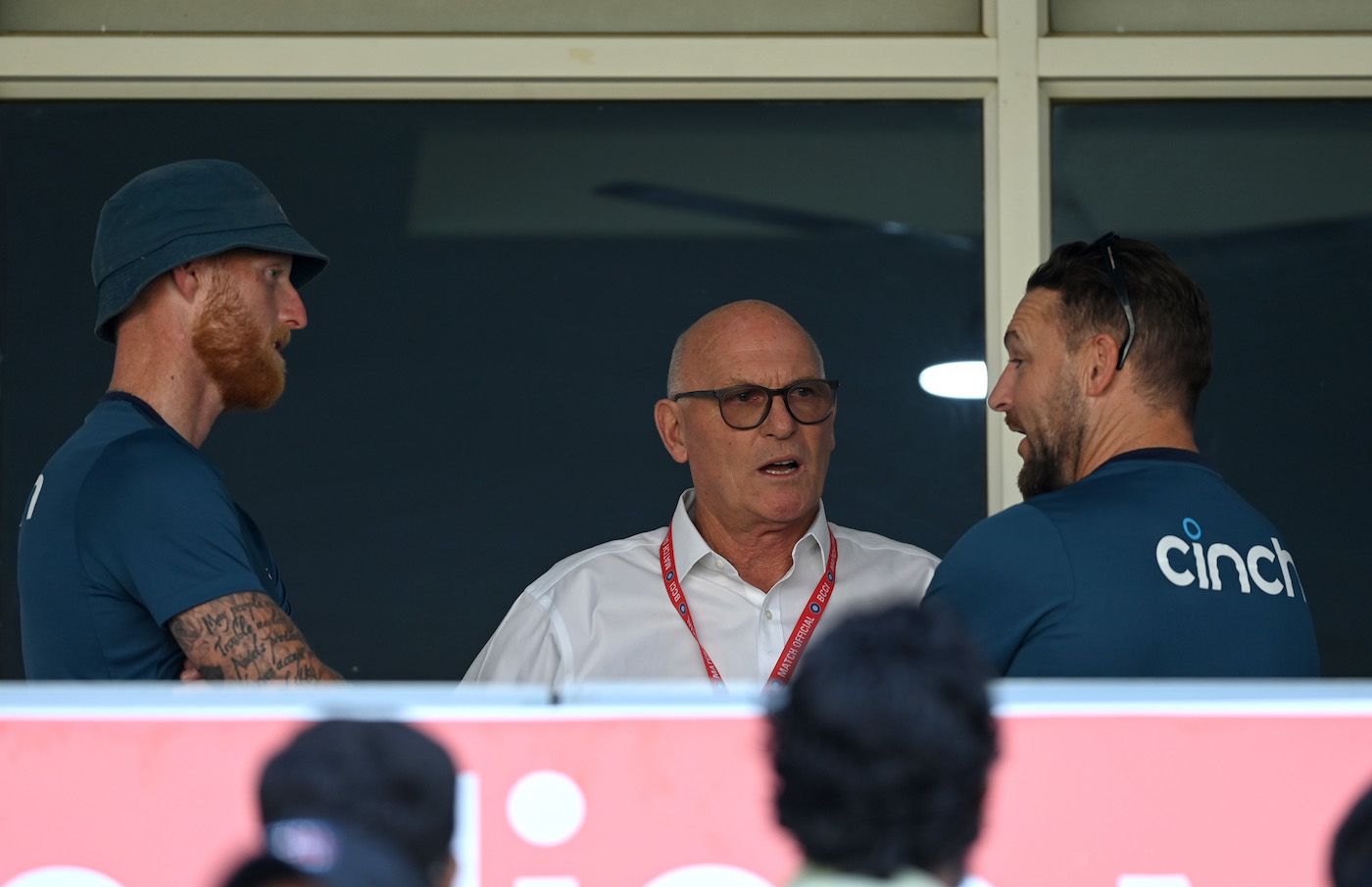 Ben Stokes and Brendon McCullum chat with match referee Jeff Crowe