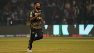 Arif Yaqoob - first bowler to take four wickets in an over in PSL