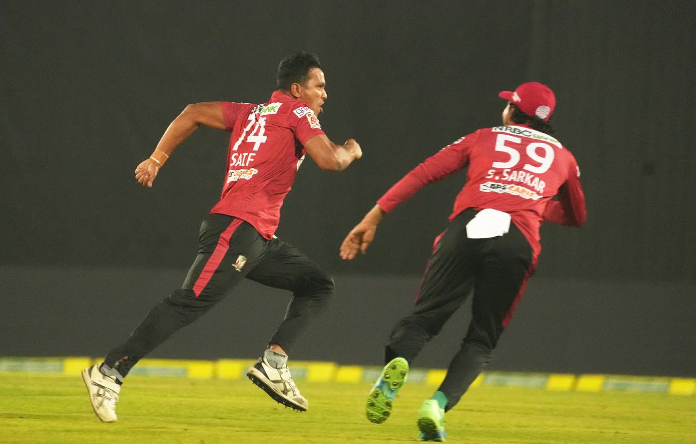 Mohammad Saifuddin struck twice in the powerplay